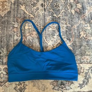 Lululemon flow y sports bra